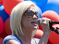 Country Music Star Brings Grandparenting Center Stage