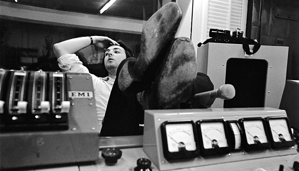 1140-mccartney-white-album.jpg
