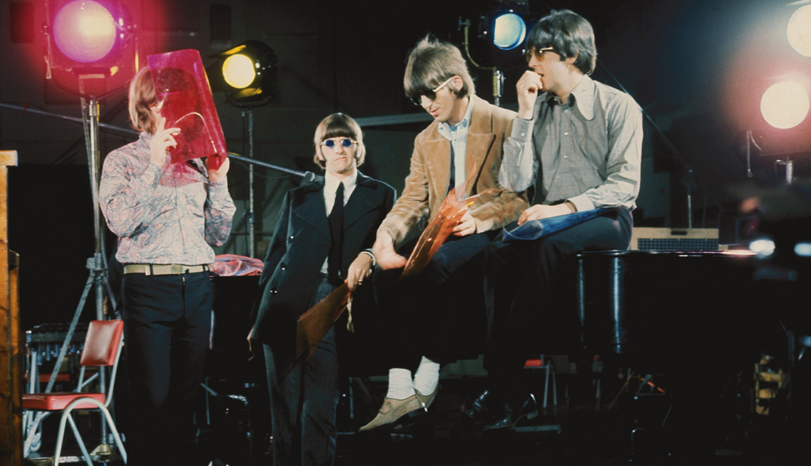 1140-the-beatles-abbey-road-