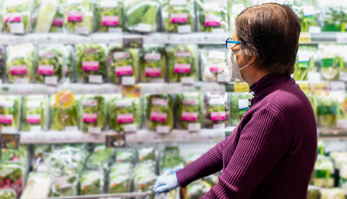 Bagged Salad Mixes Recalled Due to Intestinal Outbreak