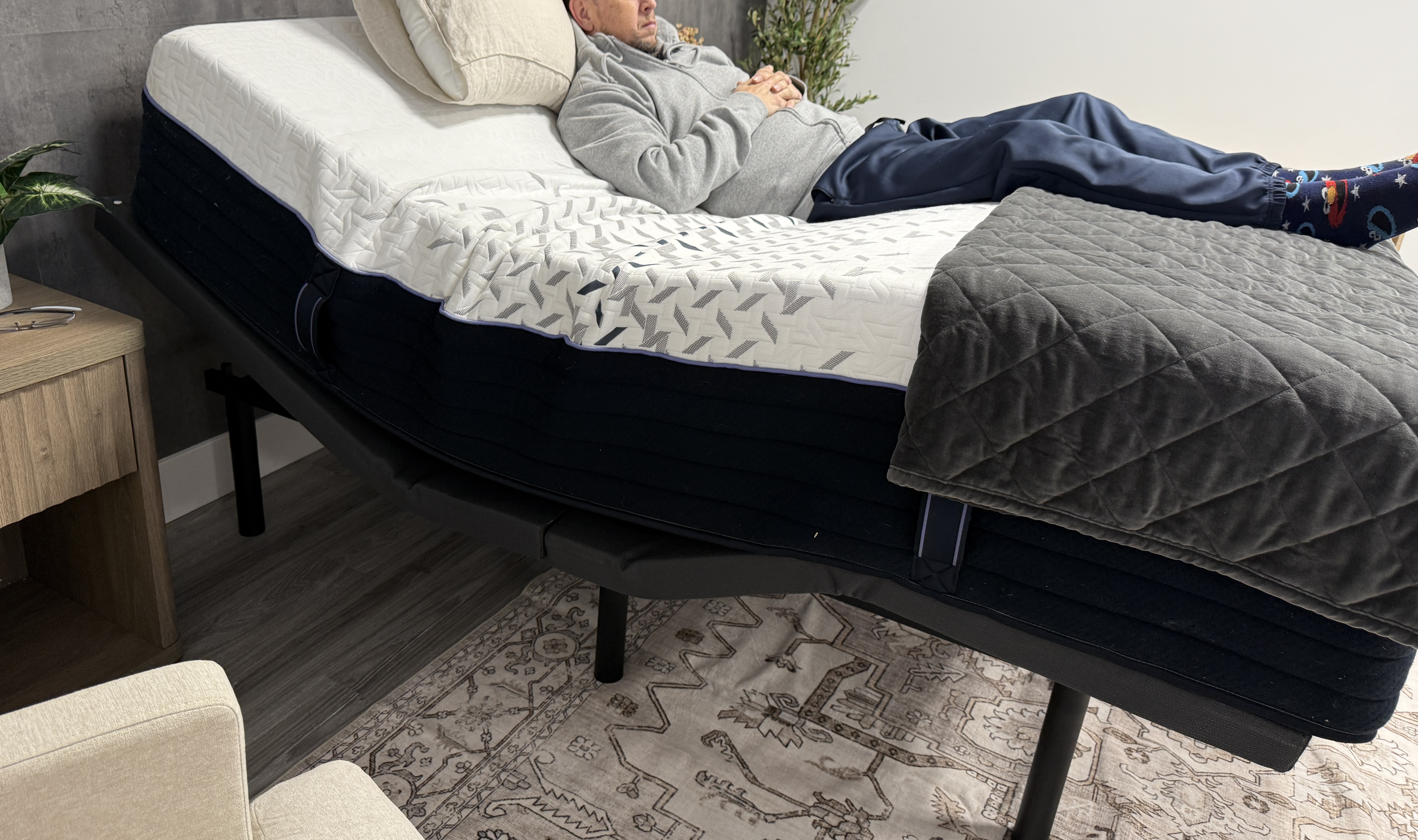 best vibrating bed Vibrating Massage Beds main image 0