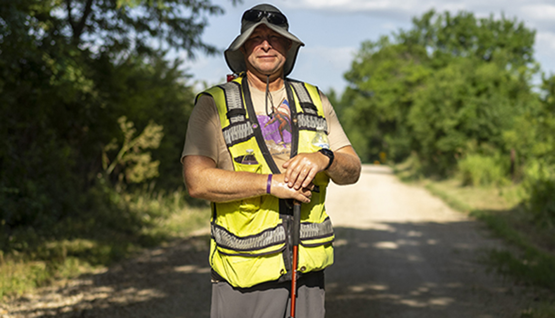 Why Veteran Kenny Mintz Is Walking Across America