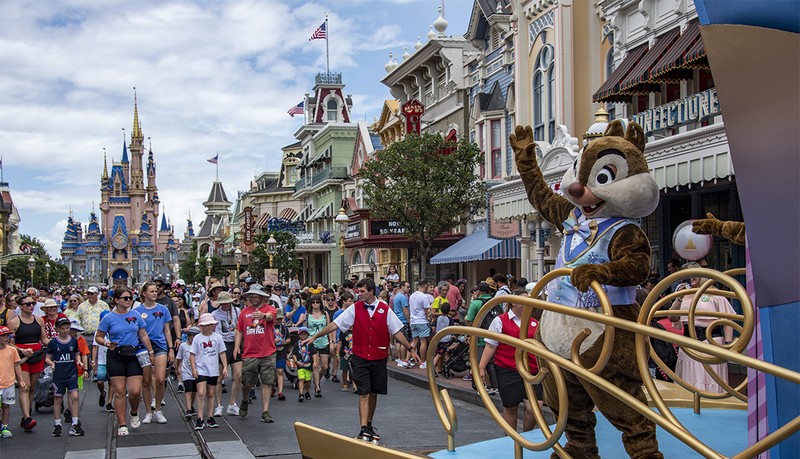Step-by-step guide to the Disney Park Pass System (Updates coming